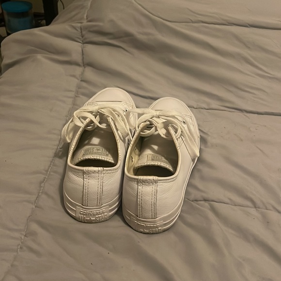 White leather converse - Picture 3 of 6
